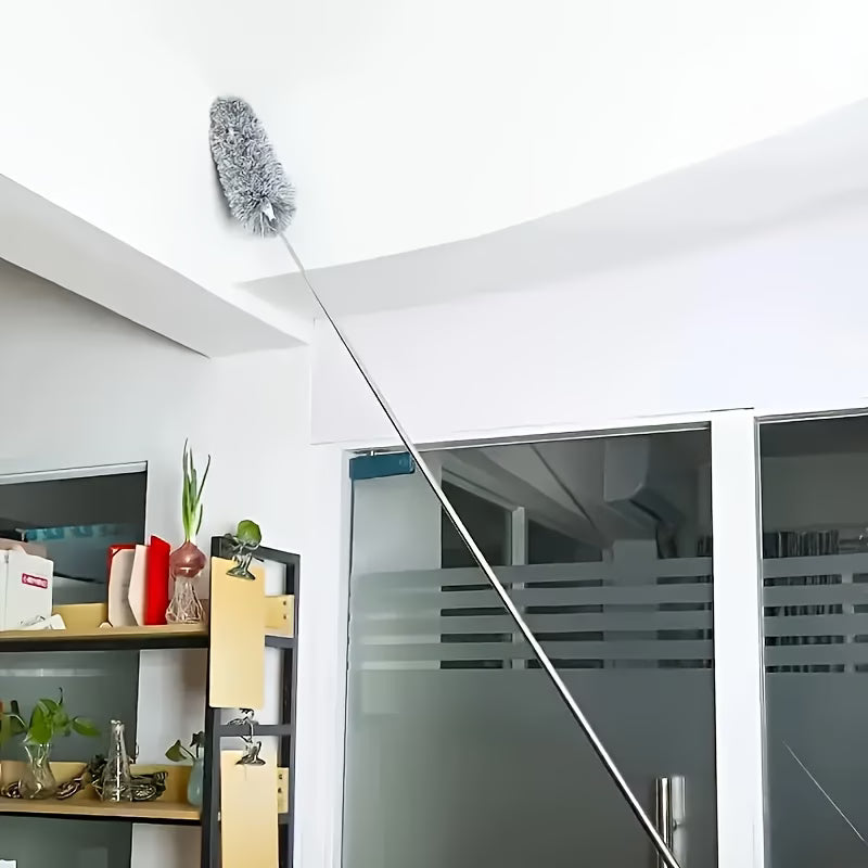 Plumero de microfibra con extensión™Perfecta para alcanzar zonas altas o difíciles.