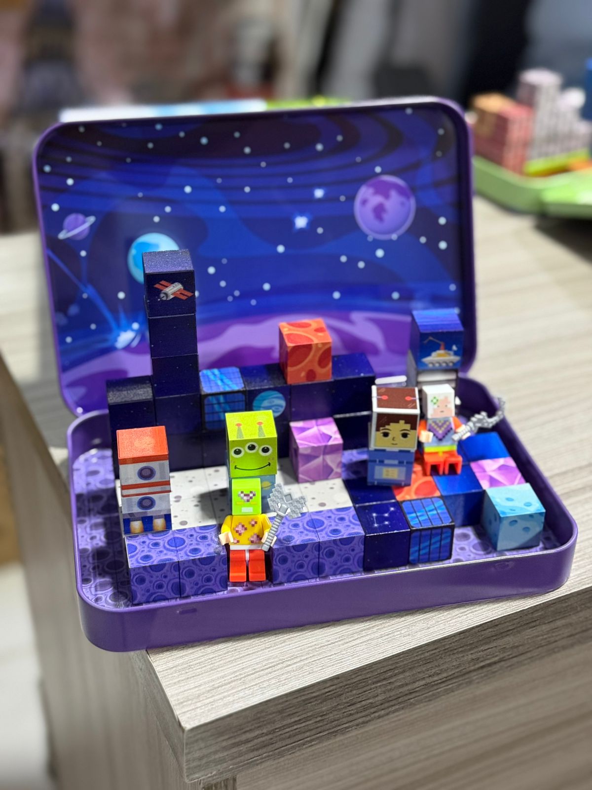 Minecraft Mundo Magnetico™ 60 Pzs +  Caja metálica.